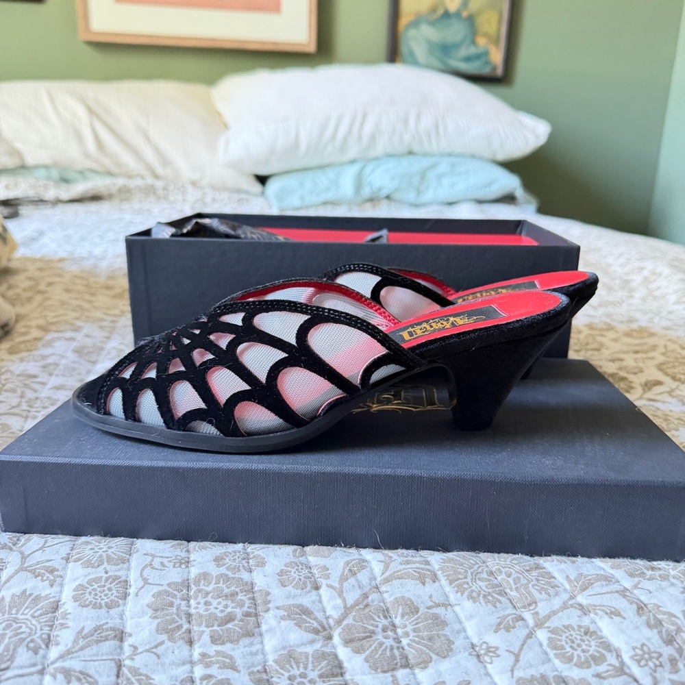 Kat von d Von D shoes spiderweb kitten heels - Picture 2 of 5